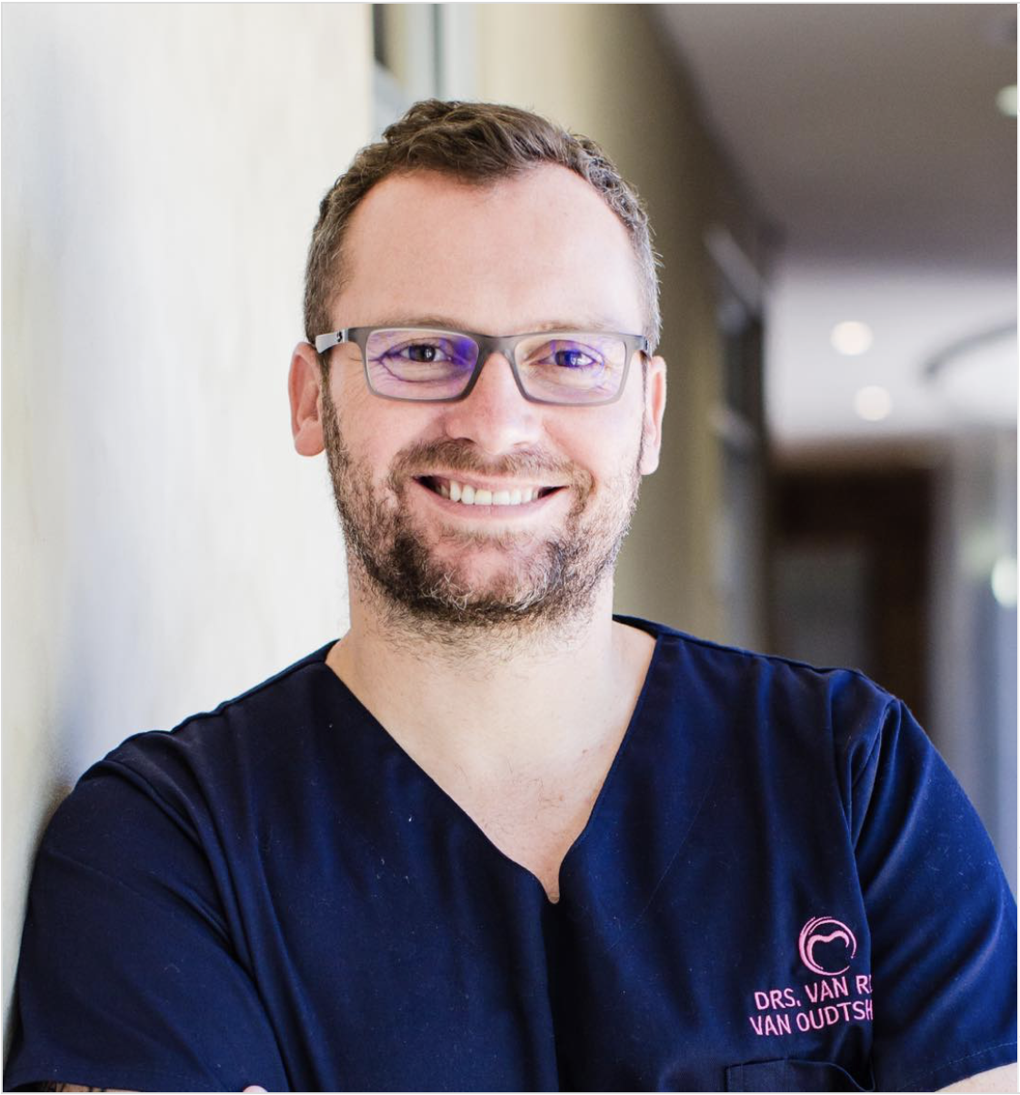 Dr Sybrand van Reede van Oudtshoorn